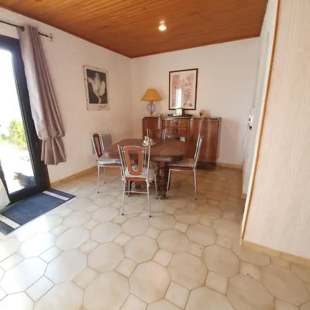 Appt Cosy Rez De Фуриани